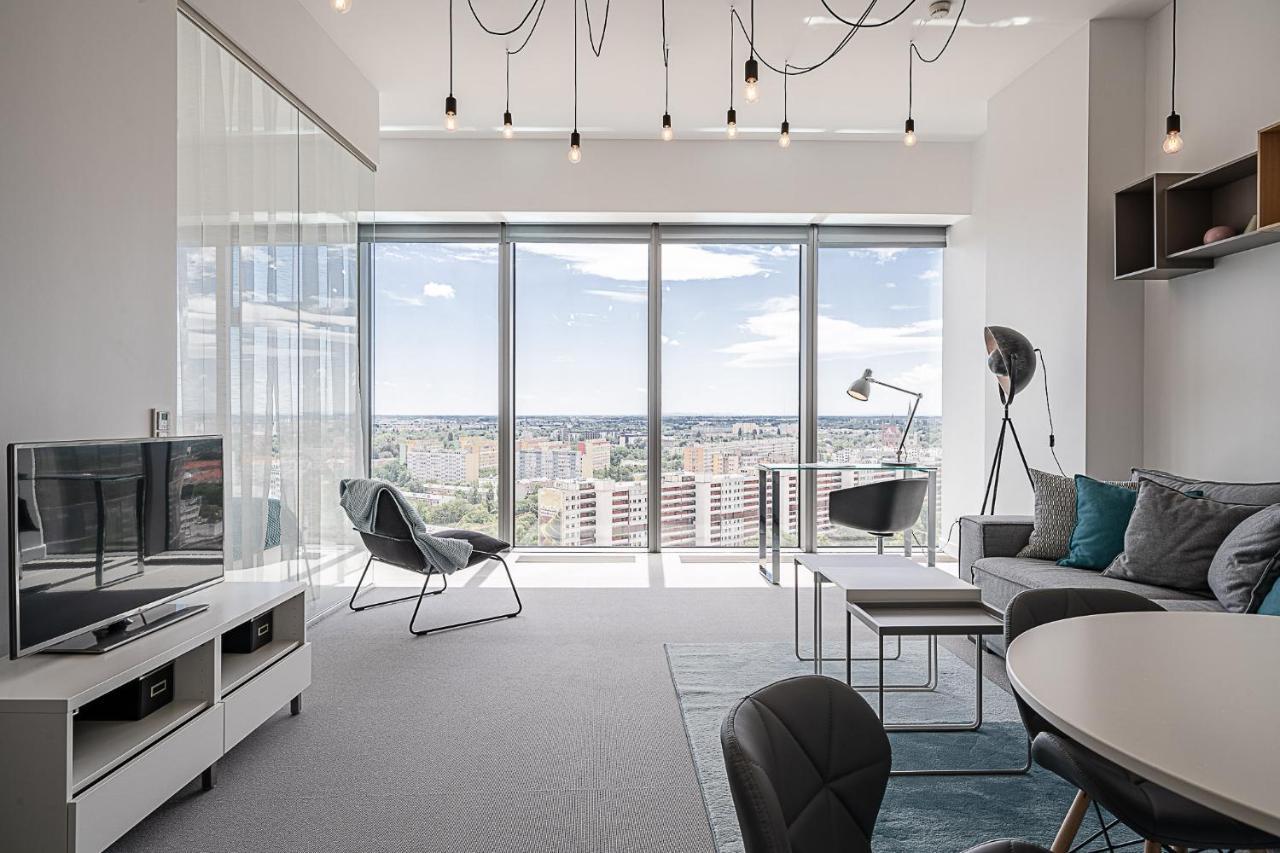 Rentplanet - Apartament Sky Tower 弗罗茨瓦夫 外观 照片
